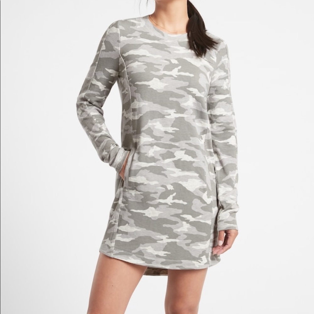 Athleta Balance Dress, Medium, NWOT, Camo Lux Grey Heather